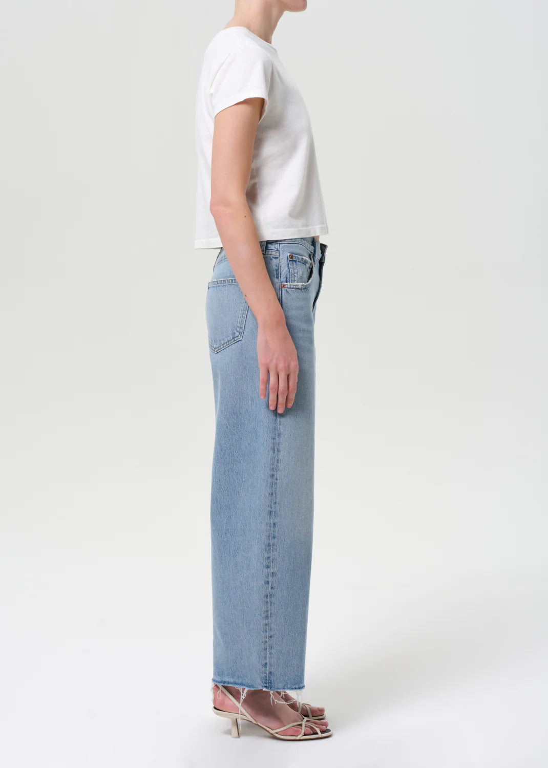 Low Curve Fray Jean