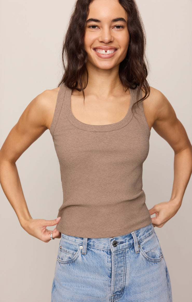 Rowe Scoop Tank