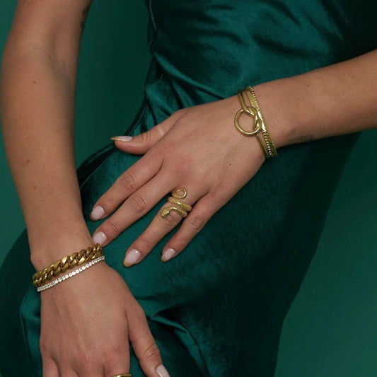 Cleo Snake Ring