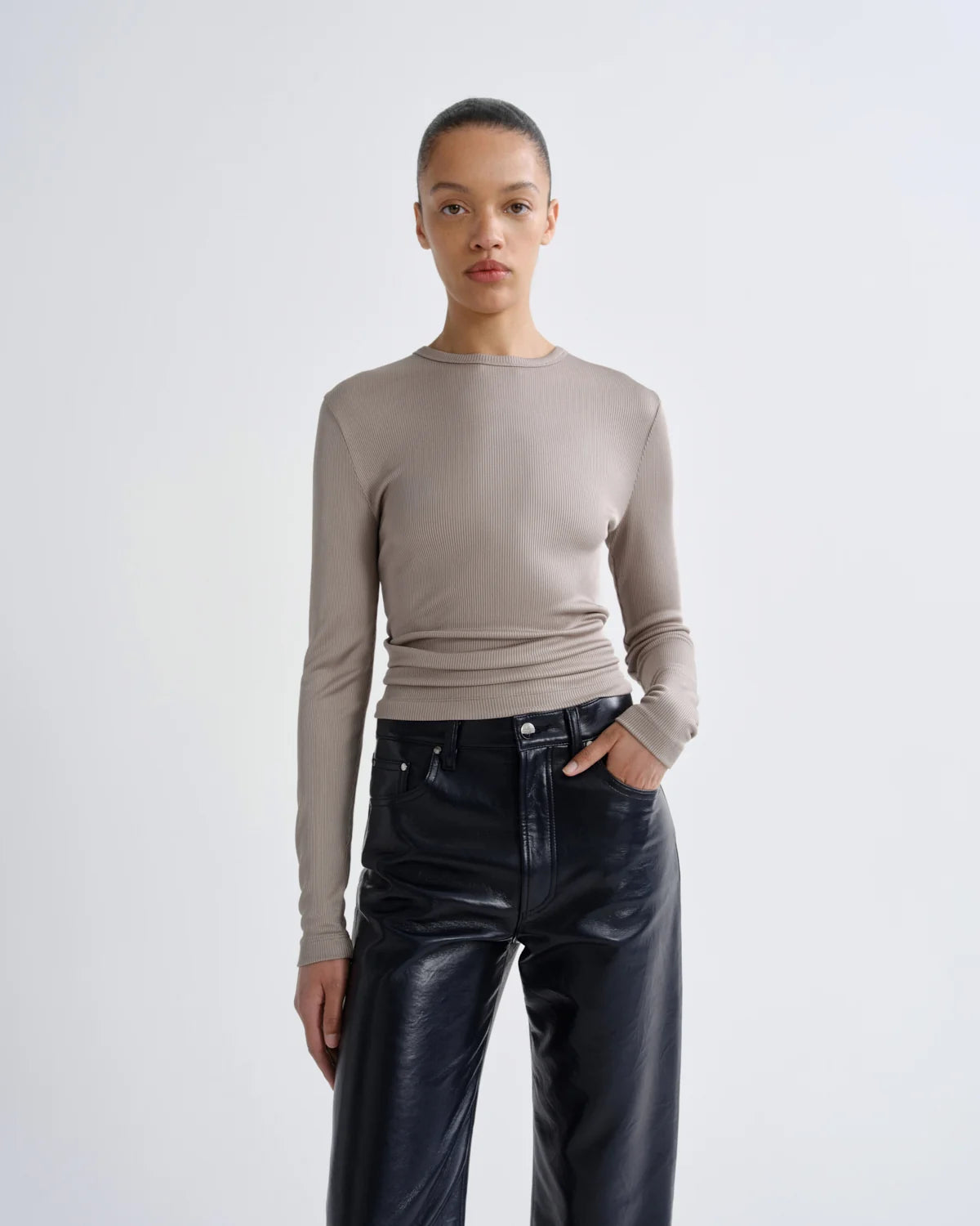 Delphi Slim Tee