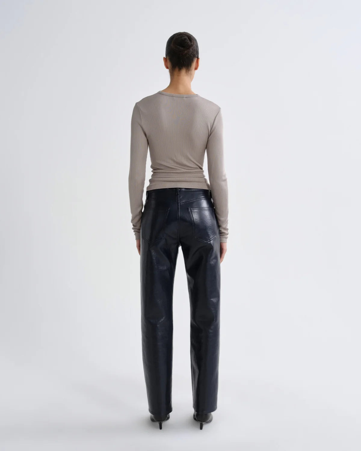 Delphi Slim Tee