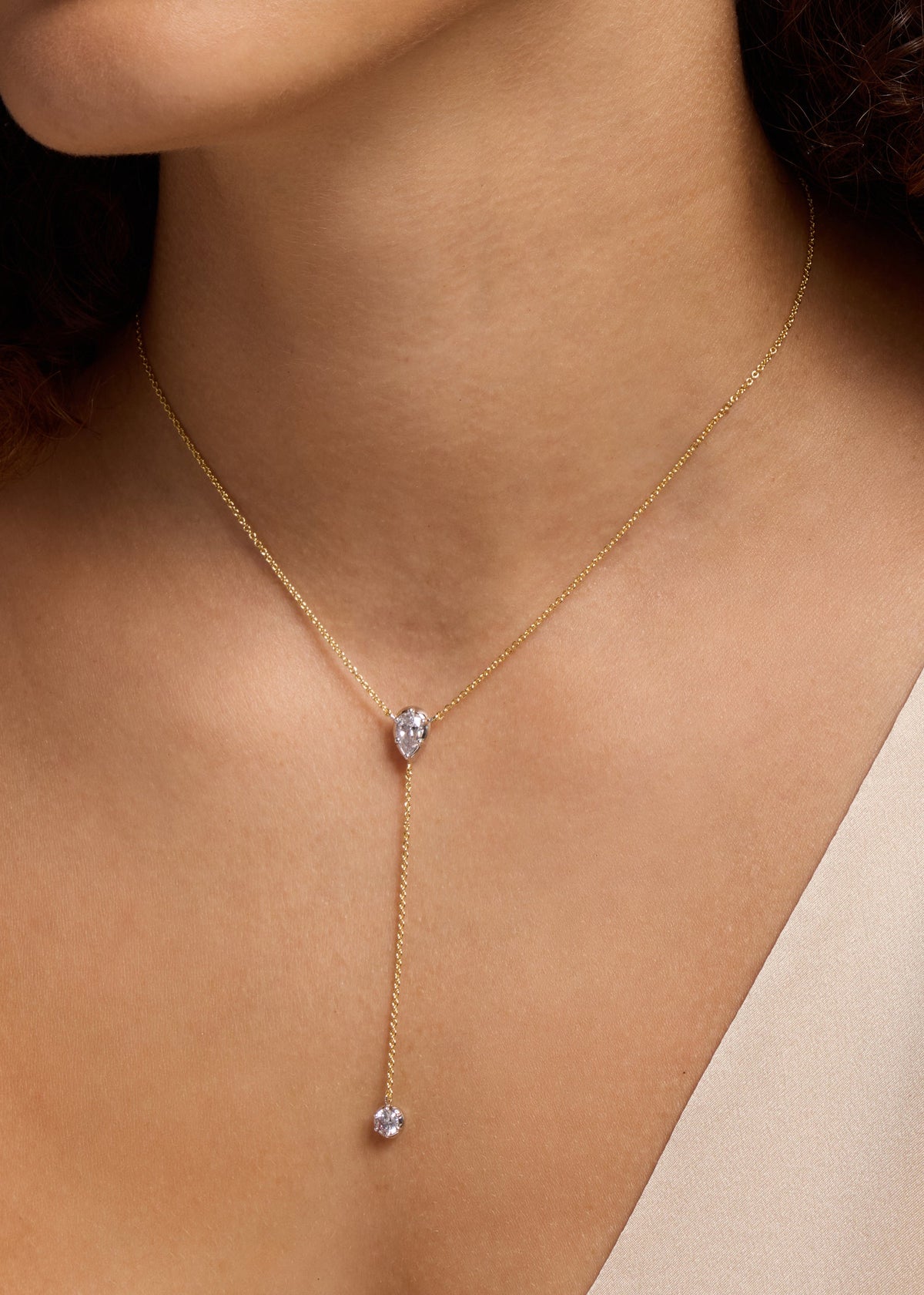 Mayfair Lariat
