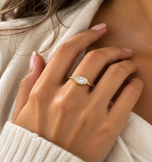 Sideways Pear Cut Bezel